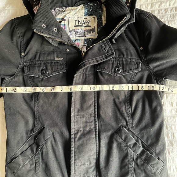 Aritzia TNA Distressed Maverick Cotton Bomber Jacket- Size Small - Black - Picture 4 of 9